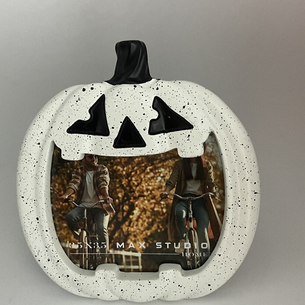 Halloween Theme Photo Frame Wooden White 3.5 X 3.5 Max Studio